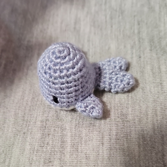 Tiny Crochet Whale Plush - Picture 4 of 6